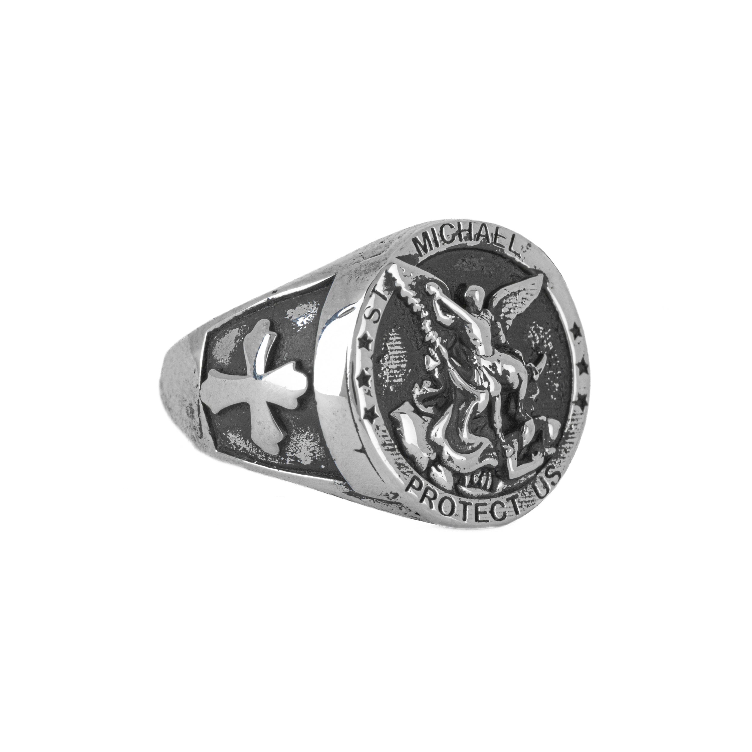 Anello da Uomo "Arcangelo San Michele" in Argento 925. Ossidato.