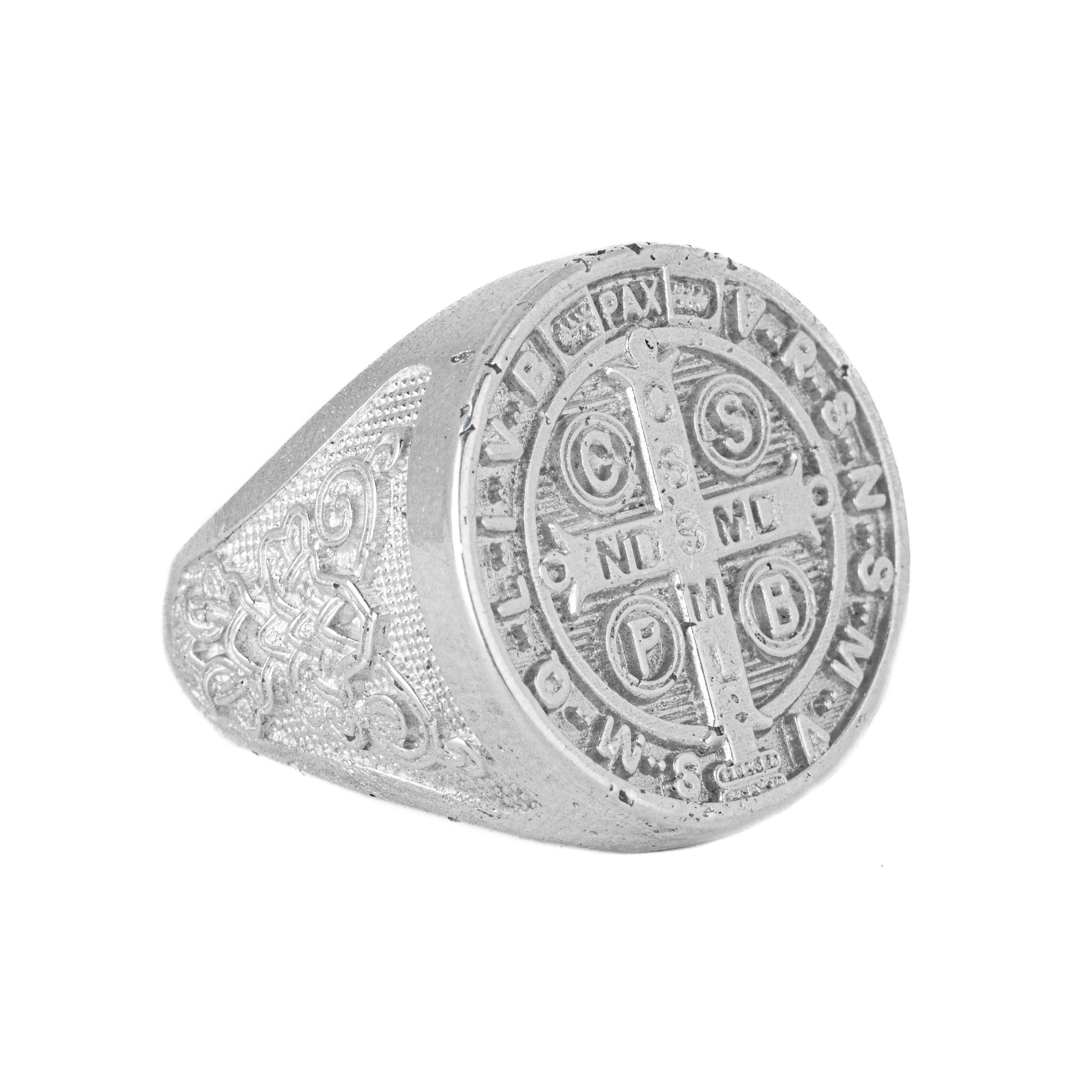 Anello da Uomo con Medaglia  "San Benedetto" in Argento 925.